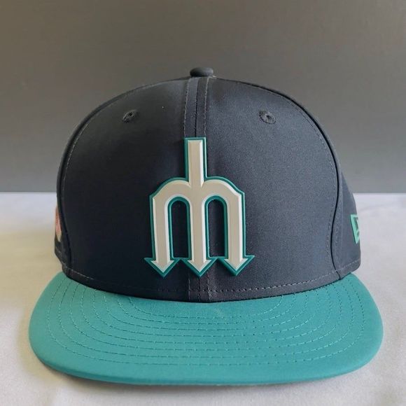 NEW ERA SEATTLE MARINERS 2018 TRAINING CAMP FITTED CAP - Picture 1 of 5